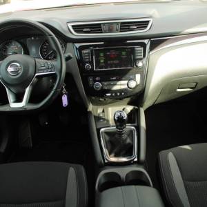 Nissan Qashqai 1.5 dCi *NAVIGACIJA, KAMERA*