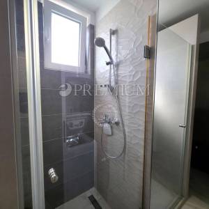 Njivice, 2 namještena apartmana s lijepim pogledom na more