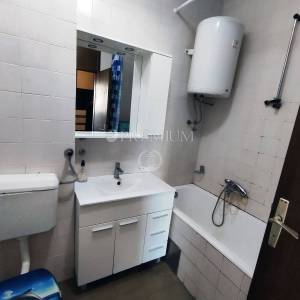 Njivice, prodaja apartmana na 1. katu, 500m od mora!