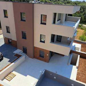 Novalja, Jakišnica, 64m2, 1.kat s pogledom na more