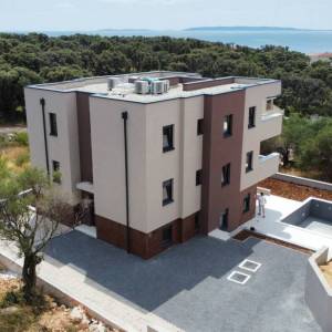 Novalja, Jakišnica, apartman, prizemlje, konoba, vrt