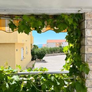 Novalja, Orlje, trosobni apartman, 67.63m2, pogled na more