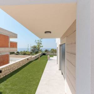NOVALJA - ŠKUNCINI STANI, VILA 238.96 M2, POGLED NA MORE
