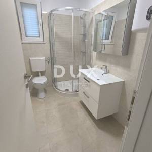 NOVI VINODOLSKI - 2S+DB stan s pogledom na more - 200 m OD MORA!!