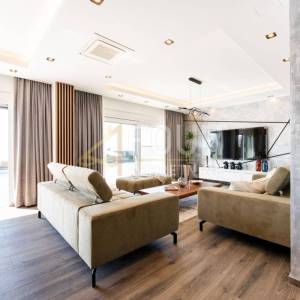 Novi Vinodolski, 391.72m2, vila s bazenom, saunom i pogledom na more, blizina plaže!