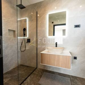 Novi Vinodolski, 391.72m2, vila s bazenom, saunom i pogledom na more, blizina plaže!