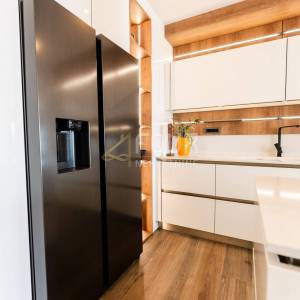 Novi Vinodolski, 391.72m2, vila s bazenom, saunom i pogledom na more, blizina plaže!