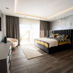 Novi Vinodolski, 391.72m2, vila s bazenom, saunom i pogledom na more, blizina plaže!