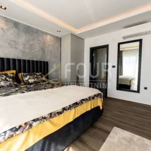 Novi Vinodolski, 391.72m2, vila s bazenom, saunom i pogledom na more, blizina plaže!