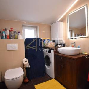 Novi Vinodolski, 46.64m2, 1s+db, lođa, pogled na more