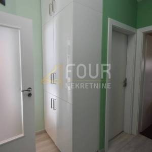 Novi Vinodolski, 46.64m2, 1s+db, lođa, pogled na more