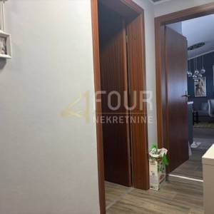 Novi Vinodolski, 66m2, 1s+db, lođa, pogled na more