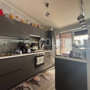 Novi Vinodolski, 66m2, 1s+db, lođa, pogled na more