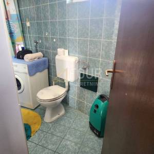 Novi Vinodolski, 89.12m2, 3s+db, balkon i lođa