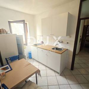 NOVI VINODOLSKI - Apartman 2S+DB, 200 metara od plaže!