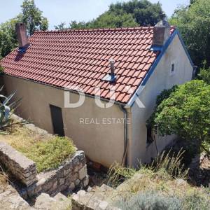 NOVI VINODOLSKI, BRIBIR - lijepa kamena samostojeća kuća