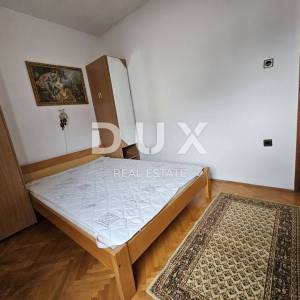 NOVI VINODOLSKI, CENTAR - TOP LOKACIJA! Kuća s velikim potencijalom