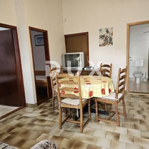 NOVI VINODOLSKI, CENTAR - TOP LOKACIJA! Kuća s velikim potencijalom