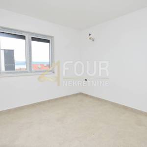 Novi Vinodolski, etaža, 95.41m2, 3s+db