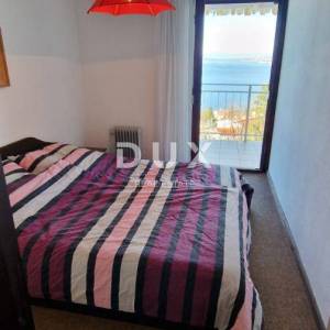 NOVI VINODOLSKI, KLENOVICA - kuća od 150m2 s pogledom na more