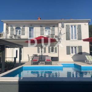 NOVI VINODOLSKI, KLENOVICA - INVESTICIJA! Luksuzna kuća za odmor 180m od mora