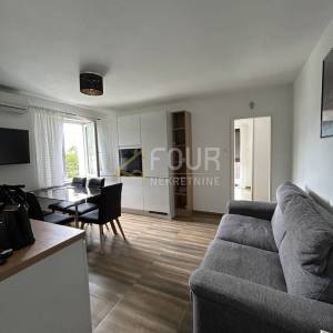 Novi Vinodolski, Klenovica, 39.32m2, 1skl, lođa, pogled na more