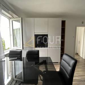 Novi Vinodolski, Klenovica, 39.32m2, 1skl, lođa, pogled na more