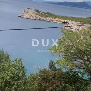 NOVI VINODOLSKI, KRMPOTE - GRAĐEVINSKO ZEMLJIŠTE S POGLEDOM NA MORE!!! 2.600 m2
