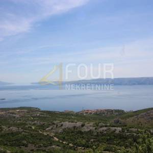 Novi Vinodolski, kuća - prizemnica s garažom