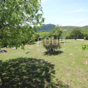 Novi Vinodolski, kuća - prizemnica s garažom