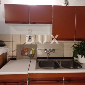 NOVI VINODOLSKI - kuća samo 200 m od mora