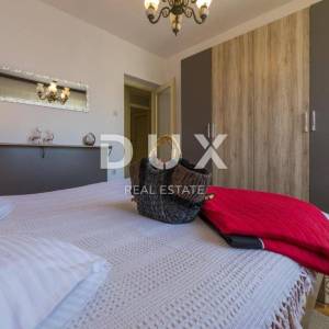 NOVI VINODOLSKI - Kuća u blizini centra i mora