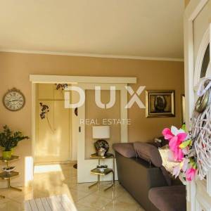 NOVI VINODOLSKI - Kuća u blizini centra i mora