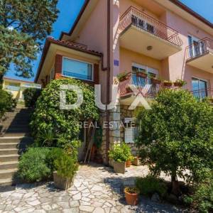 NOVI VINODOLSKI - Kuća u blizini centra i mora