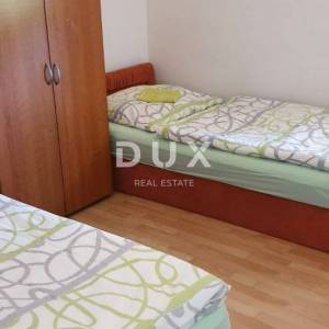 NOVI VINODOLSKI - kuća u mirnom predjelu s 5 apartmana