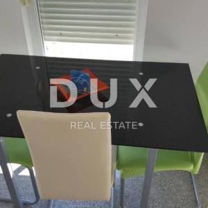 NOVI VINODOLSKI - kuća u mirnom predjelu s 5 apartmana