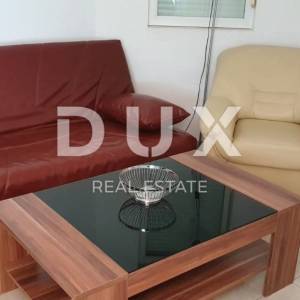 NOVI VINODOLSKI - kuća u mirnom predjelu s 5 apartmana