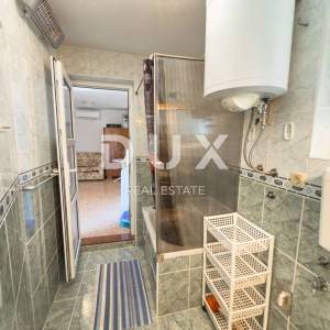 NOVI VINODOLSKI - Kvalitetna kuća s 4 apartmana blizu centra