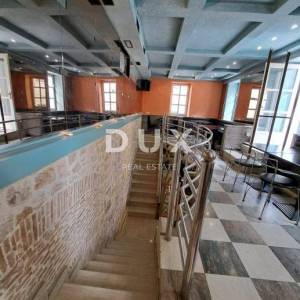 NOVI VINODOLSKI - Poslovni prostor sa skladištem i garsonjerom