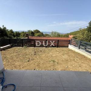 NOVI VINODOLSKI, POVILE - Dvosobni apartman u novogradnji!
