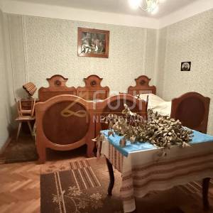 Novi Vinodolski, samostojeća kuća 200m od mora