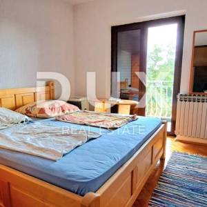 NOVI VINODOLSKI, SMOKVICA - Kuća blizu mora