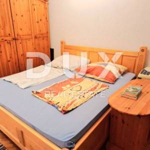 NOVI VINODOLSKI, SMOKVICA - Kuća blizu mora
