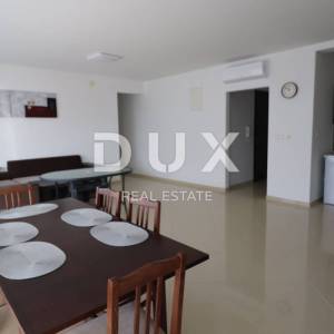 NOVI VINODOLSKI, SMOKVICA - Apartman pored mora