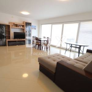 NOVI VINODOLSKI, SMOKVICA - Apartman pored mora