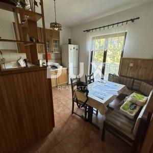 NOVI VINODOLSKI, ZALEĐE, kuća s velikim potencijalom, PRILIKA