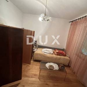 NOVI VINODOLSKI, ZALEĐE, kuća s velikim potencijalom, PRILIKA