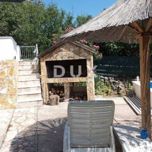 NOVIGRAD, PRIDRAGA - kuća sa bazenom