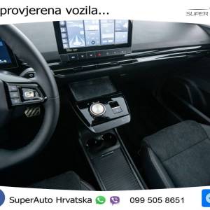 NOVO MG 4 64 kWh XPower AWD 435 KS, LED+ACC+GR SJED+360+PDC+VIRT