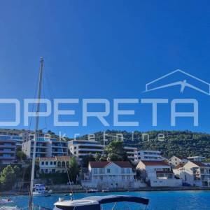 Novogradnja 2024 – Luksuzni apartman na Korčuli s pogledom na more